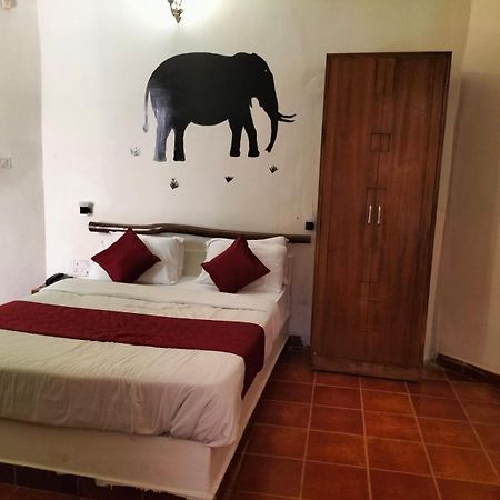 The Country Club Wildlife Resorts Bandipur Bagian luar foto